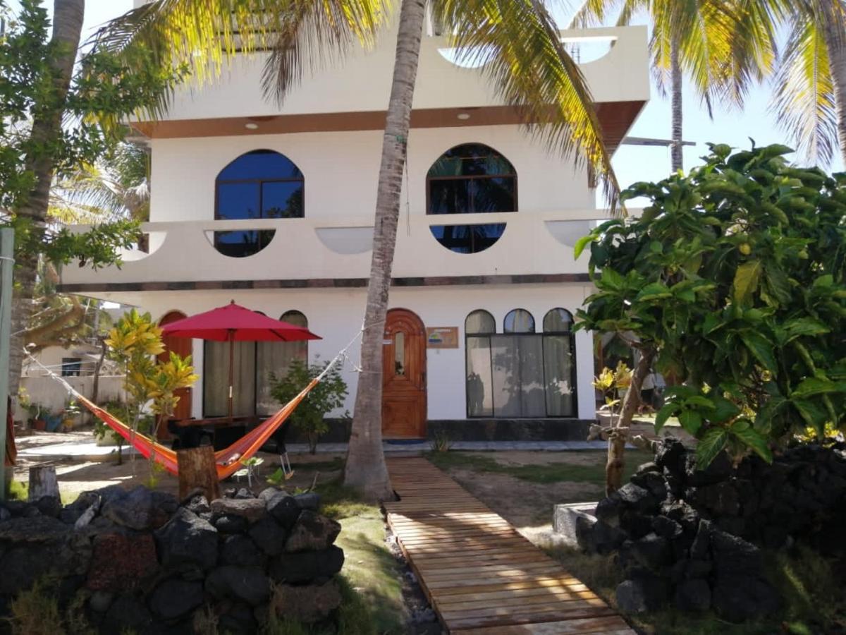 Hostal Muro De Las Lagrimas With High Speed Internet Starlink Puerto Villamil Extérieur photo